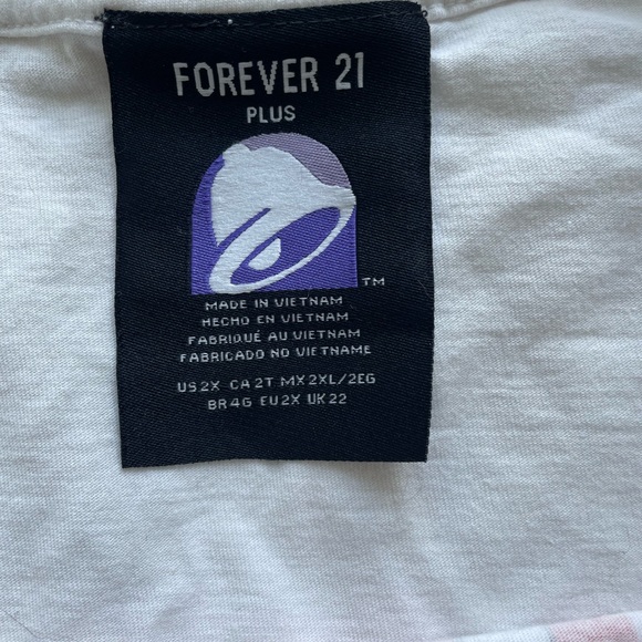 Forever 21 Taco Bell tshirt - Picture 3 of 3